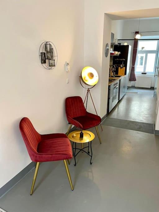 Klimatisierte Sehr Zentrale Wohnung-Loftstyle- Вена Экстерьер фото